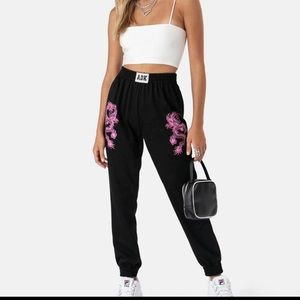 Adika dragon sweatpants